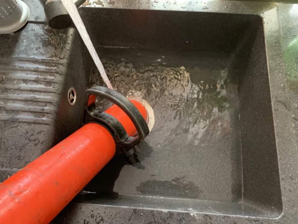 Trucuri desfundare canalizare